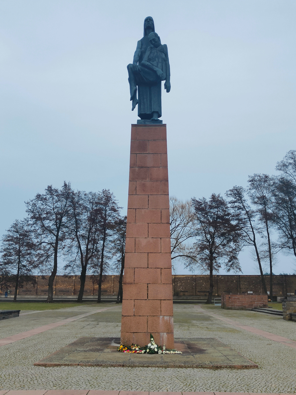 monumentoalladeportata2